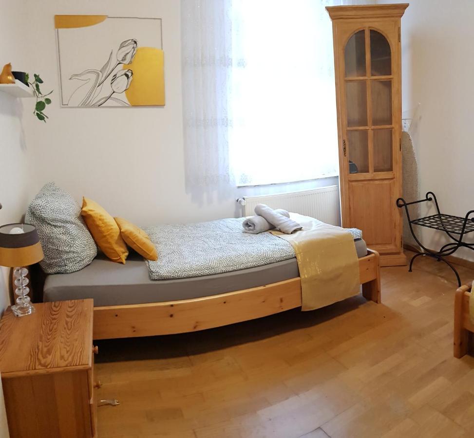 Elena Flat Tulpe Duisburg Zentrum Zewnętrze zdjęcie