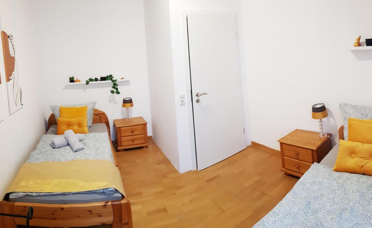 Elena Flat Tulpe Duisburg Zentrum Zewnętrze zdjęcie